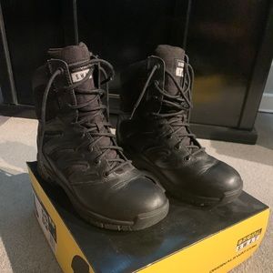 Men’s all black tactical boot size 8.5